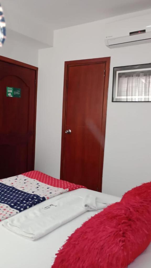 Hostal Kumbaya Santa Marta  Esterno foto